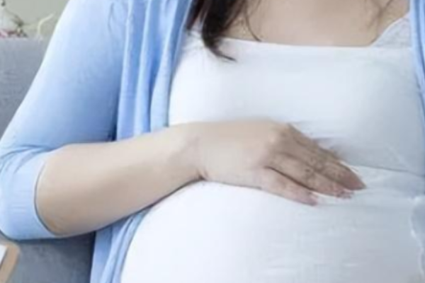什时候测试是否怀孕最准确？还有什么因素会影响怀孕测试的准确性？图片