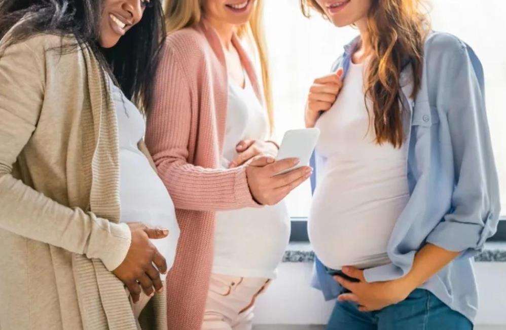 怀孕乳房变大是男是女呢？还能怎么看男女？.jpg