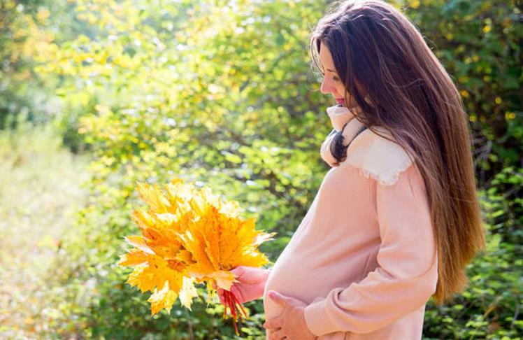 孕妇胸胀的厉害是男孩女孩？如何预测男孩女孩可靠？图片